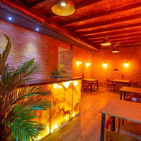 Royal Inn Tbilisi Buitenkant foto