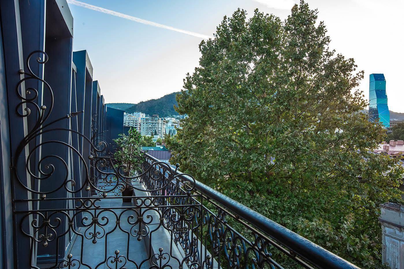 Royal Inn Tbilisi Buitenkant foto