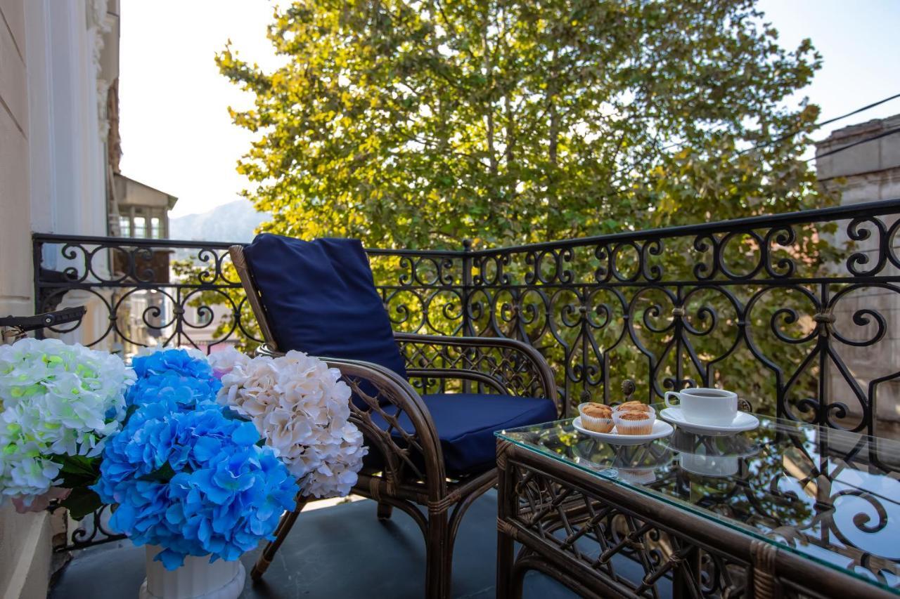 Royal Inn Tbilisi Buitenkant foto